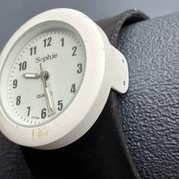 Sophie Slap Watch As Is Black White Silicone Quartz Retro Prop 80s 90s Y2K Prop - Picture 4 of 8